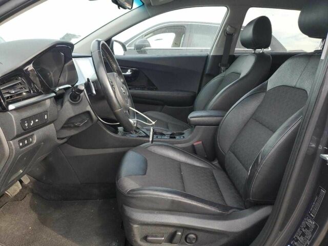 Серый Киа Niro, объемом двигателя 1.6 л и пробегом 35 тыс. км за 3000 $, фото 6 на Automoto.ua