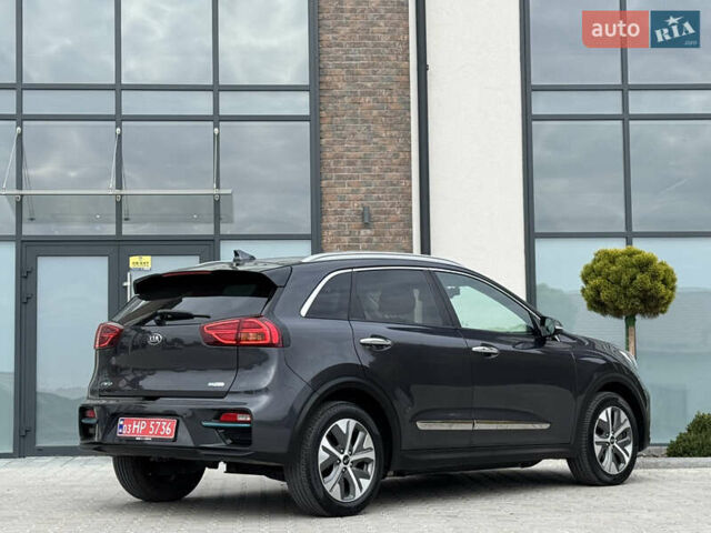 Серый Киа Niro, объемом двигателя 0 л и пробегом 139 тыс. км за 18900 $, фото 23 на Automoto.ua