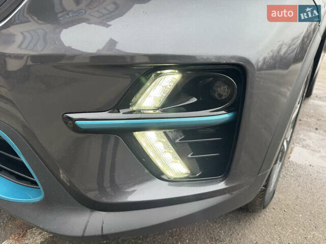 Серый Киа Niro, объемом двигателя 0 л и пробегом 158 тыс. км за 17750 $, фото 29 на Automoto.ua