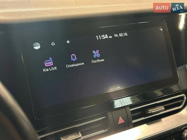 Сірий Кіа Niro, об'ємом двигуна 0 л та пробігом 155 тис. км за 18800 $, фото 28 на Automoto.ua