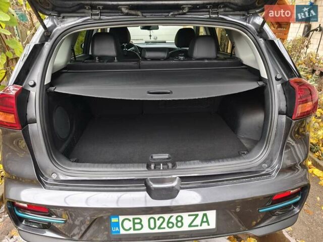 Серый Киа Niro, объемом двигателя 0 л и пробегом 58 тыс. км за 23800 $, фото 16 на Automoto.ua