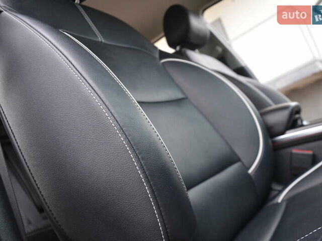 Серый Киа Niro, объемом двигателя 0 л и пробегом 77 тыс. км за 19950 $, фото 59 на Automoto.ua