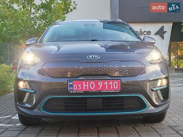 Киа Niro 2020 в Ровно на Automoto.ua Серый Киа Niro, объемом двигателя 0 л и пробегом 125 тыс. км за 19850 $, фото 36 на Automoto.ua