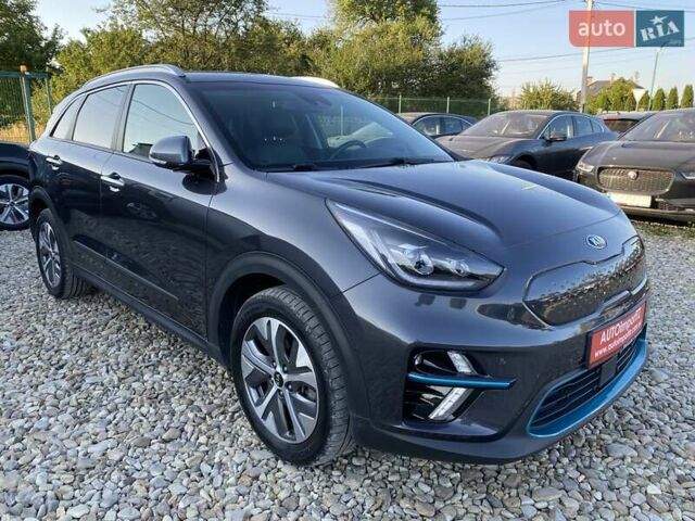 Сірий Кіа Niro, об'ємом двигуна 0 л та пробігом 88 тис. км за 22500 $, фото 17 на Automoto.ua