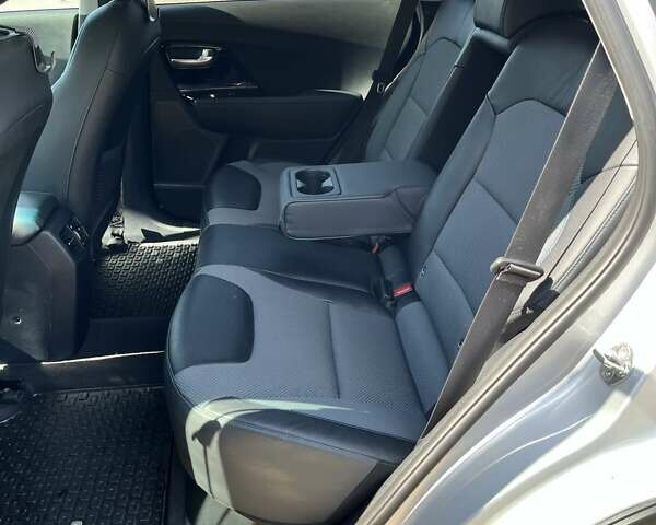 Сірий Кіа Niro, об'ємом двигуна 0 л та пробігом 112 тис. км за 18900 $, фото 10 на Automoto.ua