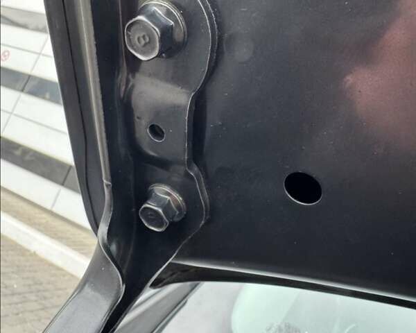 Серый Киа Niro, объемом двигателя 0 л и пробегом 147 тыс. км за 18800 $, фото 47 на Automoto.ua