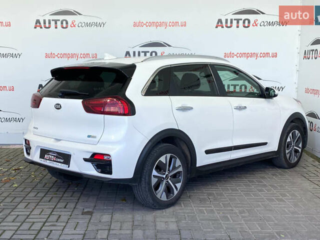 Сірий Кіа Niro, об'ємом двигуна 0 л та пробігом 158 тис. км за 19950 $, фото 2 на Automoto.ua