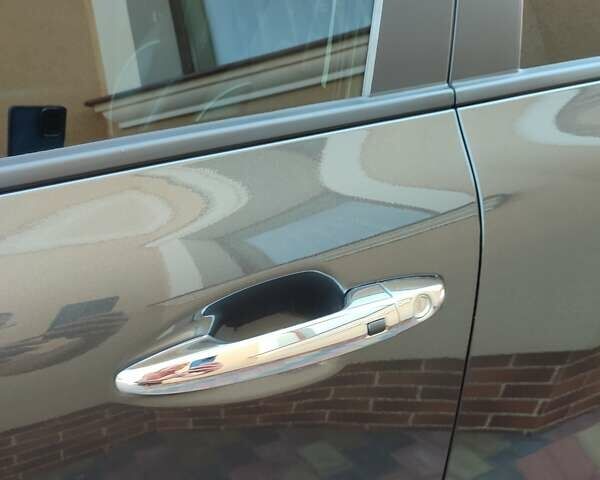 Серый Киа Niro, объемом двигателя 0 л и пробегом 49 тыс. км за 23000 $, фото 11 на Automoto.ua