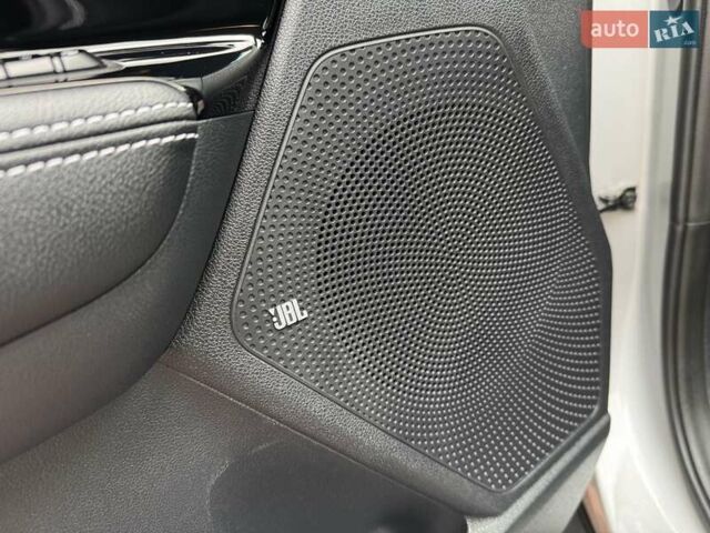 Сірий Кіа Niro, об'ємом двигуна 0 л та пробігом 118 тис. км за 19300 $, фото 66 на Automoto.ua