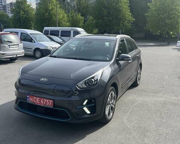 Кіа Niro 2020 у Житомирі на Automoto.ua Сірий Кіа Niro, об'ємом двигуна 0 л та пробігом 66 тис. км за 19500 $, фото 1 на Automoto.ua