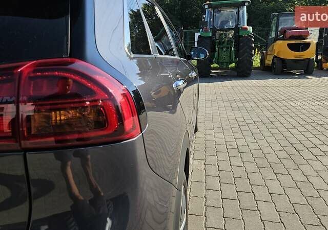 Серый Киа Niro, объемом двигателя 0 л и пробегом 145 тыс. км за 18800 $, фото 9 на Automoto.ua