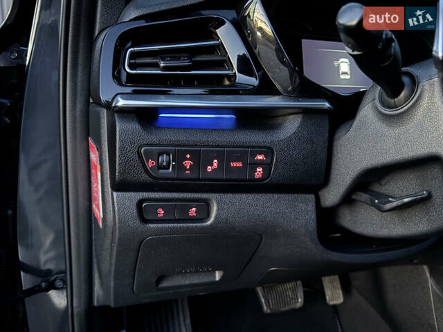 Серый Киа Niro, объемом двигателя 0 л и пробегом 112 тыс. км за 20300 $, фото 29 на Automoto.ua