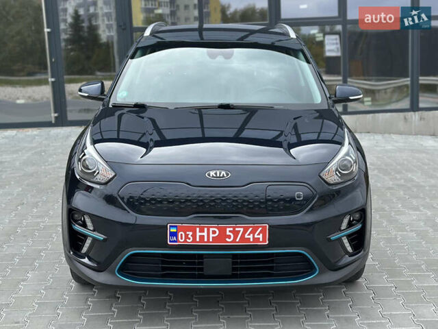 Серый Киа Niro, объемом двигателя 0 л и пробегом 128 тыс. км за 19400 $, фото 2 на Automoto.ua
