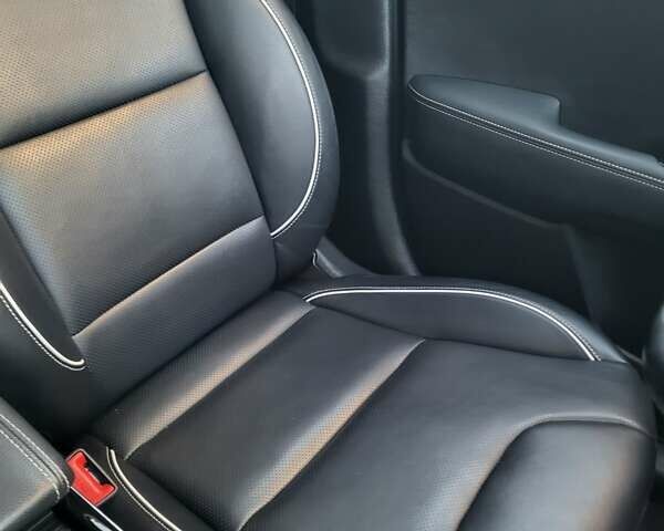 Сірий Кіа Niro, об'ємом двигуна 0 л та пробігом 117 тис. км за 19999 $, фото 15 на Automoto.ua