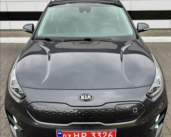 Серый Киа Niro, объемом двигателя 0 л и пробегом 147 тыс. км за 18800 $, фото 5 на Automoto.ua