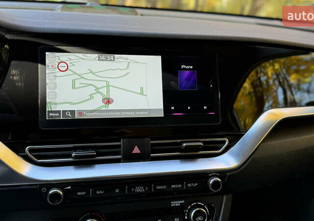 Сірий Кіа Niro, об'ємом двигуна 0 л та пробігом 115 тис. км за 21913 $, фото 12 на Automoto.ua