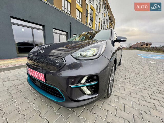 Серый Киа Niro, объемом двигателя 0 л и пробегом 109 тыс. км за 20500 $, фото 12 на Automoto.ua