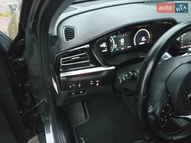 Киа Niro 2020 в Ирпене на Automoto.ua Серый Киа Niro, объемом двигателя 0 л и пробегом 99 тыс. км за 20490 $, фото 38 на Automoto.ua