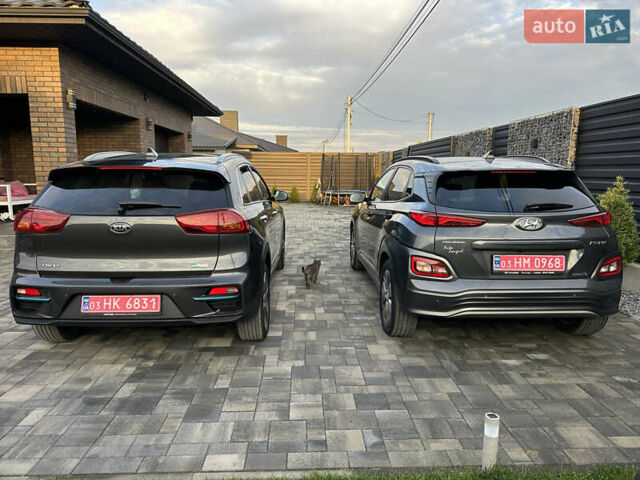 Киа Niro 2020 в Луцке на Automoto.ua Серый Киа Niro, объемом двигателя 0 л и пробегом 130 тыс. км за 19900 $, фото 28 на Automoto.ua