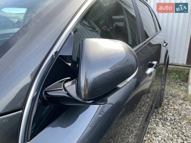 Серый Киа Niro, объемом двигателя 0 л и пробегом 101 тыс. км за 21300 $, фото 24 на Automoto.ua