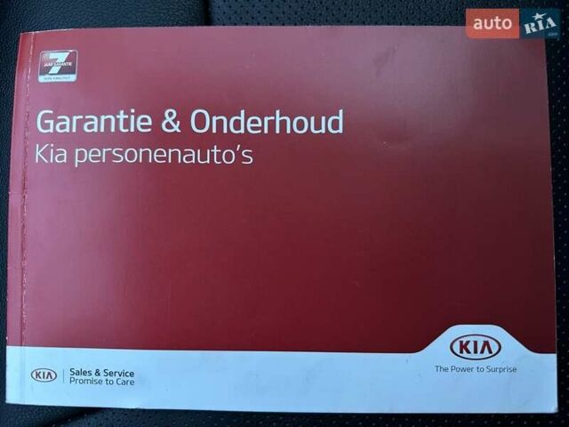 Сірий Кіа Niro, об'ємом двигуна 0 л та пробігом 58 тис. км за 23400 $, фото 75 на Automoto.ua