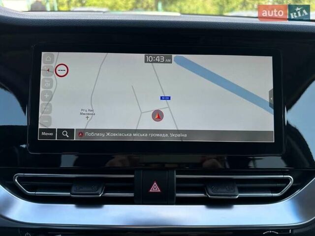 Серый Киа Niro, объемом двигателя 0 л и пробегом 97 тыс. км за 23200 $, фото 48 на Automoto.ua