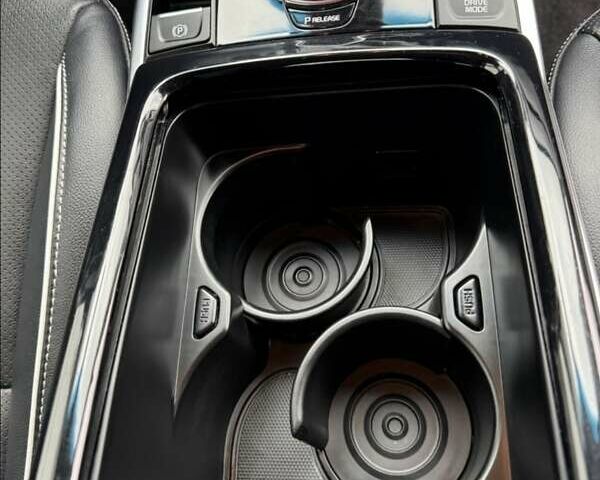 Серый Киа Niro, объемом двигателя 0 л и пробегом 147 тыс. км за 18800 $, фото 25 на Automoto.ua