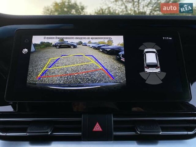 Сірий Кіа Niro, об'ємом двигуна 0 л та пробігом 88 тис. км за 22500 $, фото 44 на Automoto.ua