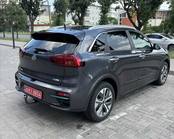Сірий Кіа Niro, об'ємом двигуна 0 л та пробігом 72 тис. км за 19200 $, фото 11 на Automoto.ua