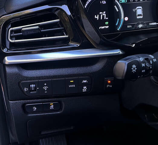 Сірий Кіа Niro, об'ємом двигуна 0 л та пробігом 114 тис. км за 19400 $, фото 25 на Automoto.ua