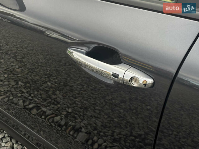 Серый Киа Niro, объемом двигателя 0 л и пробегом 112 тыс. км за 20800 $, фото 12 на Automoto.ua