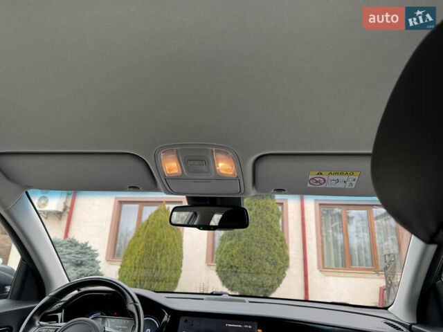 Серый Киа Niro, объемом двигателя 0 л и пробегом 158 тыс. км за 17750 $, фото 69 на Automoto.ua