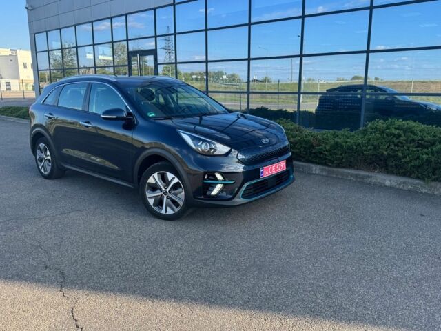 Серый Киа Niro, объемом двигателя 0 л и пробегом 93 тыс. км за 17900 $, фото 3 на Automoto.ua