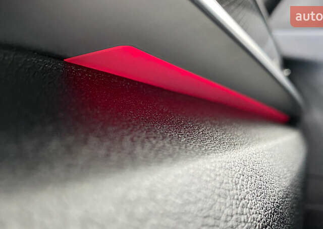 Сірий Кіа Niro, об'ємом двигуна 0 л та пробігом 158 тис. км за 19950 $, фото 38 на Automoto.ua