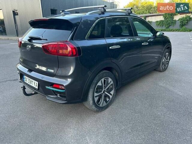 Серый Киа Niro, объемом двигателя 0 л и пробегом 160 тыс. км за 19200 $, фото 13 на Automoto.ua