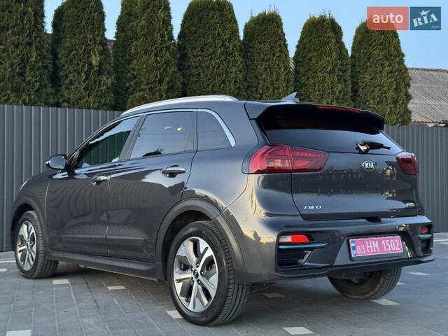 Серый Киа Niro, объемом двигателя 0 л и пробегом 112 тыс. км за 20300 $, фото 19 на Automoto.ua
