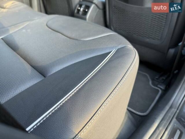 Серый Киа Niro, объемом двигателя 0 л и пробегом 57 тыс. км за 23299 $, фото 50 на Automoto.ua