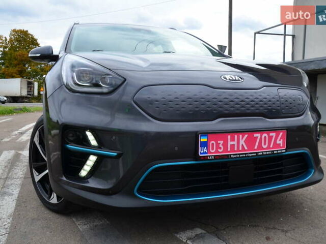 Серый Киа Niro, объемом двигателя 0 л и пробегом 77 тыс. км за 19950 $, фото 15 на Automoto.ua