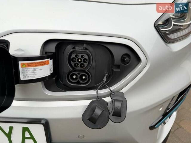 Сірий Кіа Niro, об'ємом двигуна 0 л та пробігом 71 тис. км за 21999 $, фото 29 на Automoto.ua