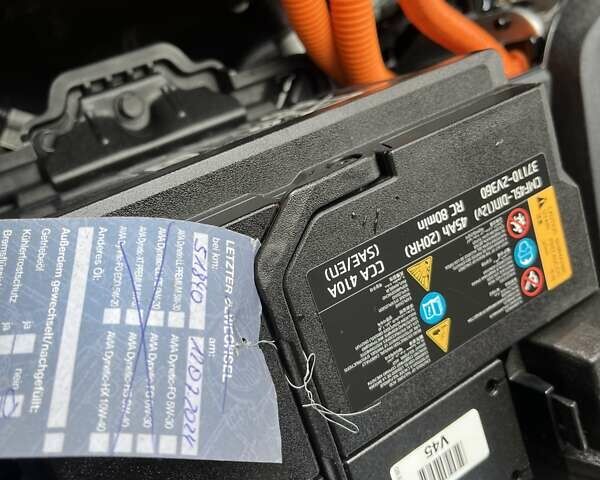 Серый Киа Niro, объемом двигателя 0 л и пробегом 72 тыс. км за 19750 $, фото 69 на Automoto.ua