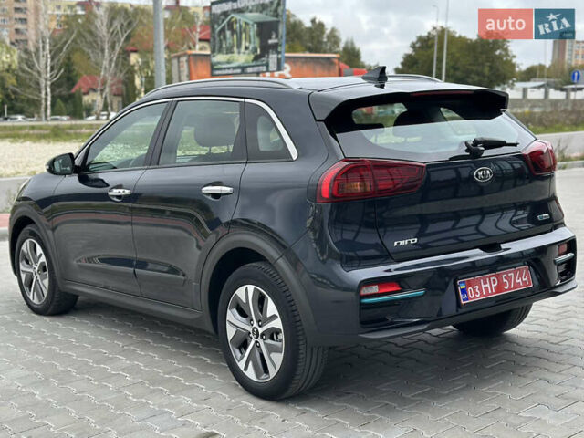 Серый Киа Niro, объемом двигателя 0 л и пробегом 128 тыс. км за 19400 $, фото 10 на Automoto.ua