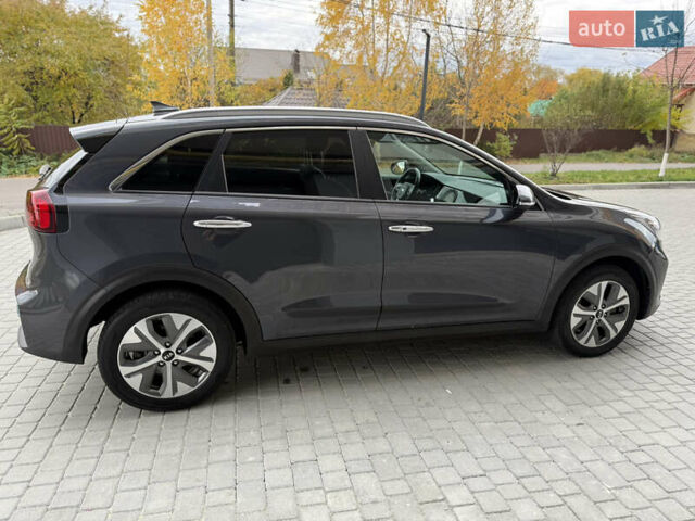 Кіа Niro 2020 у Вінниці на Automoto.ua Сірий Кіа Niro, об'ємом двигуна 0 л та пробігом 157 тис. км за 19500 $, фото 14 на Automoto.ua
