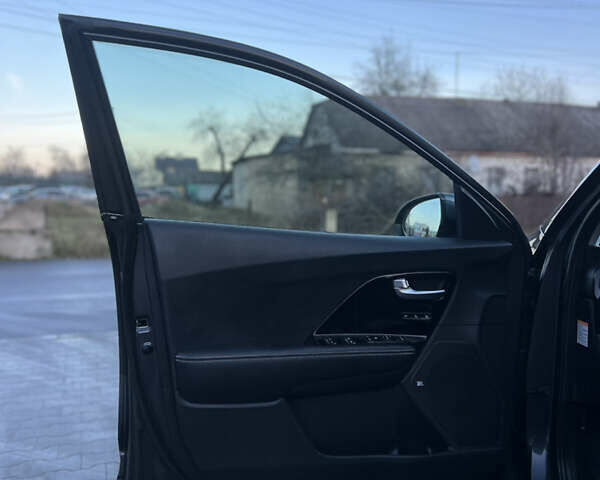 Серый Киа Niro, объемом двигателя 0 л и пробегом 133 тыс. км за 19500 $, фото 16 на Automoto.ua