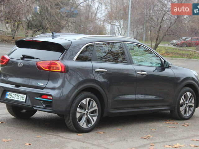 Сірий Кіа Niro, об'ємом двигуна 0 л та пробігом 74 тис. км за 19990 $, фото 8 на Automoto.ua