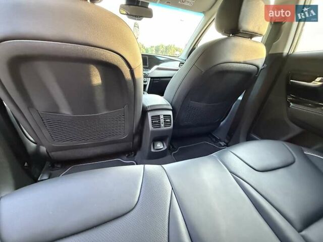 Серый Киа Niro, объемом двигателя 0 л и пробегом 57 тыс. км за 23299 $, фото 43 на Automoto.ua