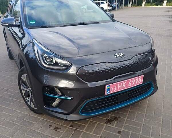 Серый Киа Niro, объемом двигателя 0 л и пробегом 170 тыс. км за 18600 $, фото 5 на Automoto.ua
