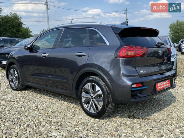 Сірий Кіа Niro, об'ємом двигуна 0 л та пробігом 116 тис. км за 21800 $, фото 21 на Automoto.ua