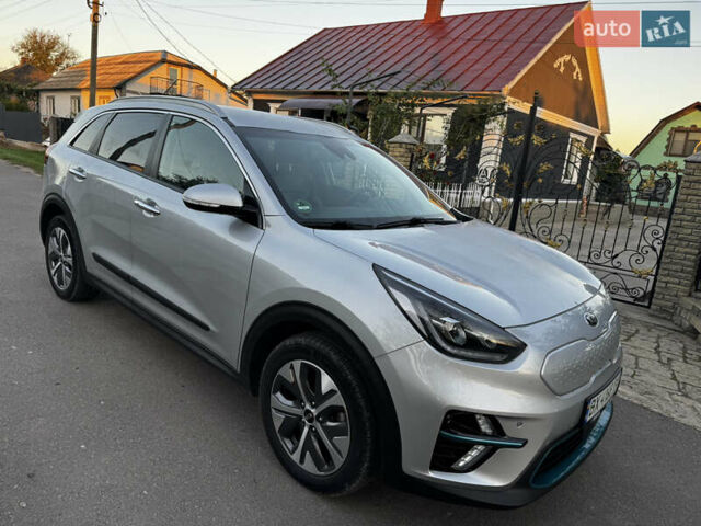 Сірий Кіа Niro, об'ємом двигуна 0 л та пробігом 120 тис. км за 22200 $, фото 19 на Automoto.ua