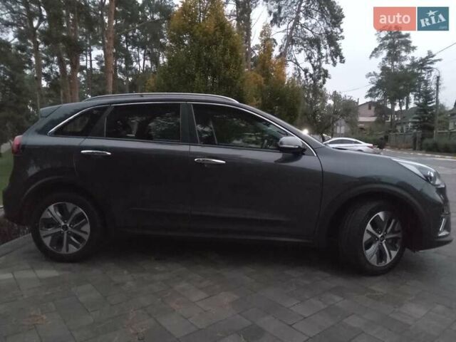 Киа Niro 2020 в Ирпене на Automoto.ua Серый Киа Niro, объемом двигателя 0 л и пробегом 99 тыс. км за 20490 $, фото 9 на Automoto.ua