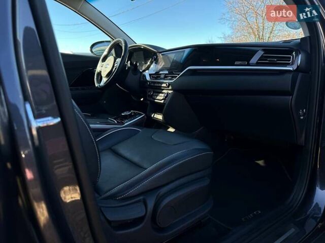 Сірий Кіа Niro, об'ємом двигуна 0 л та пробігом 58 тис. км за 23400 $, фото 90 на Automoto.ua